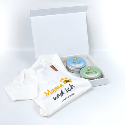 Geschenkset mit bedrucktem Body "Mama und ich" und zwei Kräuterpad-Dosen (Rotznäschen und Gute-Nacht)