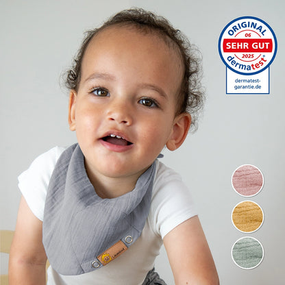 Gift set triangle scarf